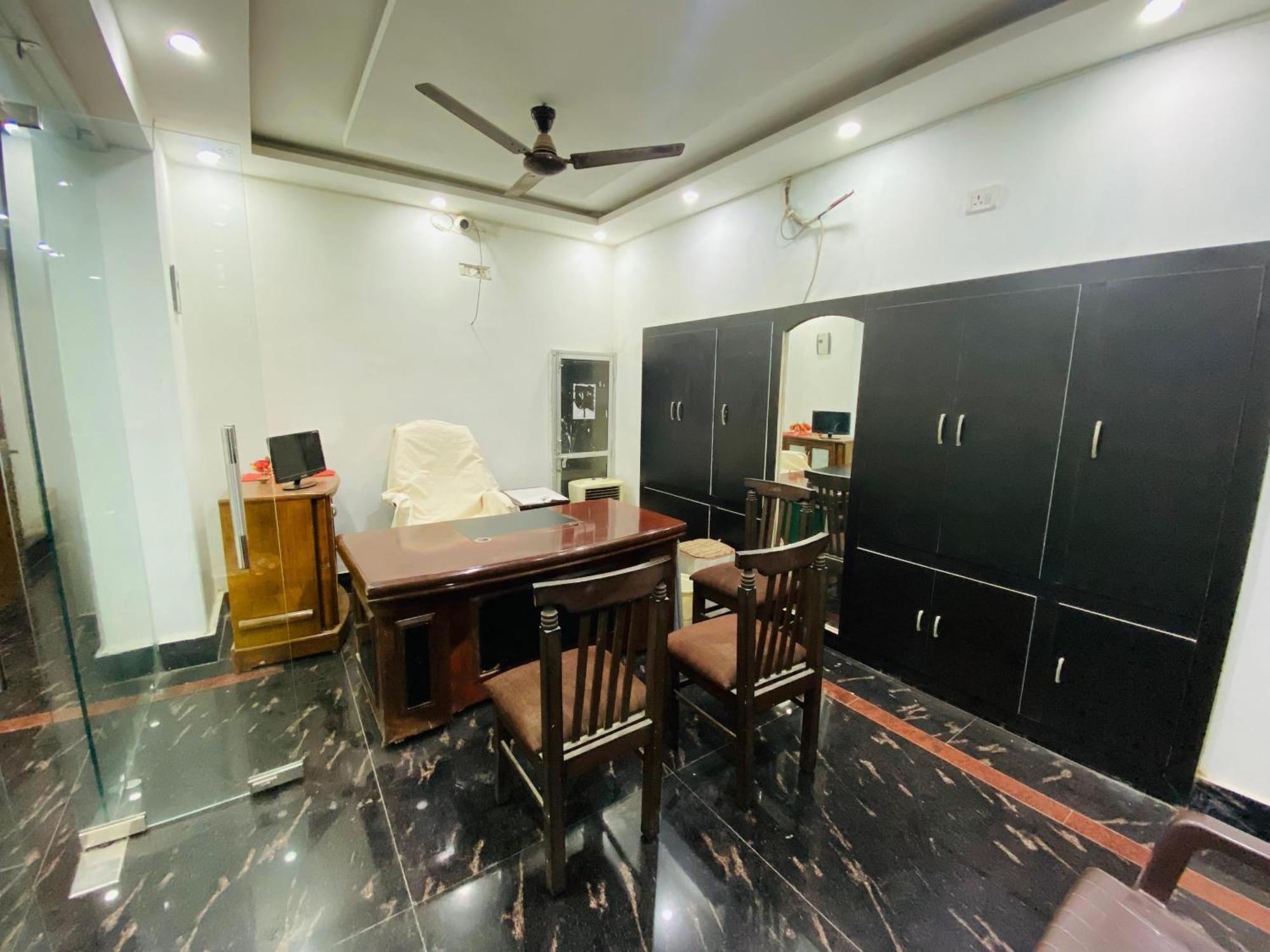 Kashiana Homes 3 Km From Kashi Vishwanath Temple Guest house Varanasi